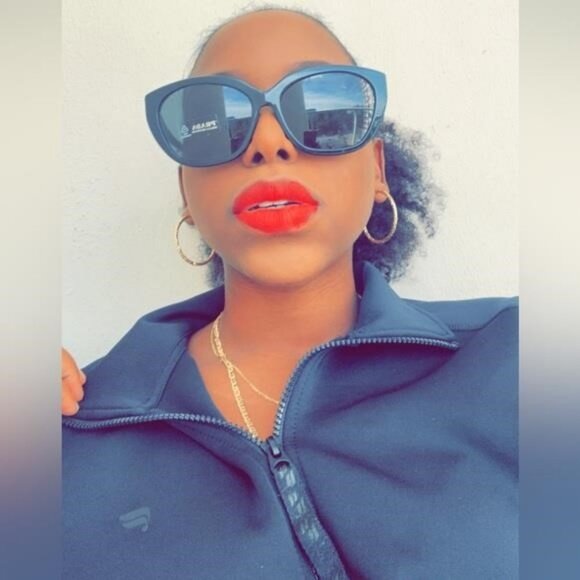 💯- New Authentic PRADA  Acetate Sunglasses SPR 16X-F Black - Picture 13 of 17